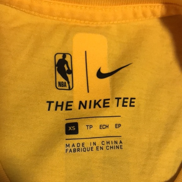 Nike LeBron James Lakers Shirt - Picture 7 of 8